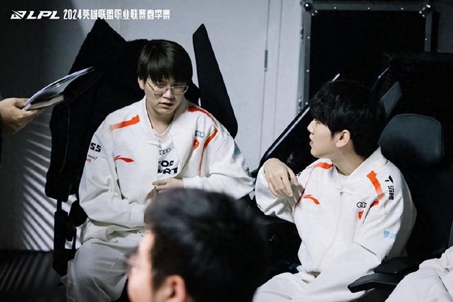 科斯蒂奇的 科斯蒂奇的