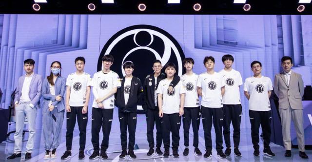 却缺少这样 却缺少这样