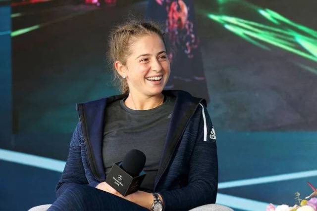 伴随他征战 伴随他征战